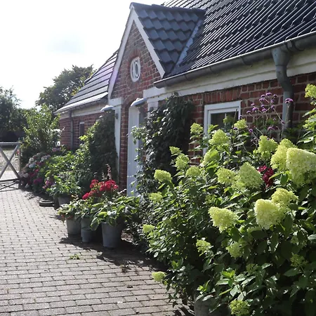 Stauning Bnb 2 Green Double Non Smoking Bed and breakfast
